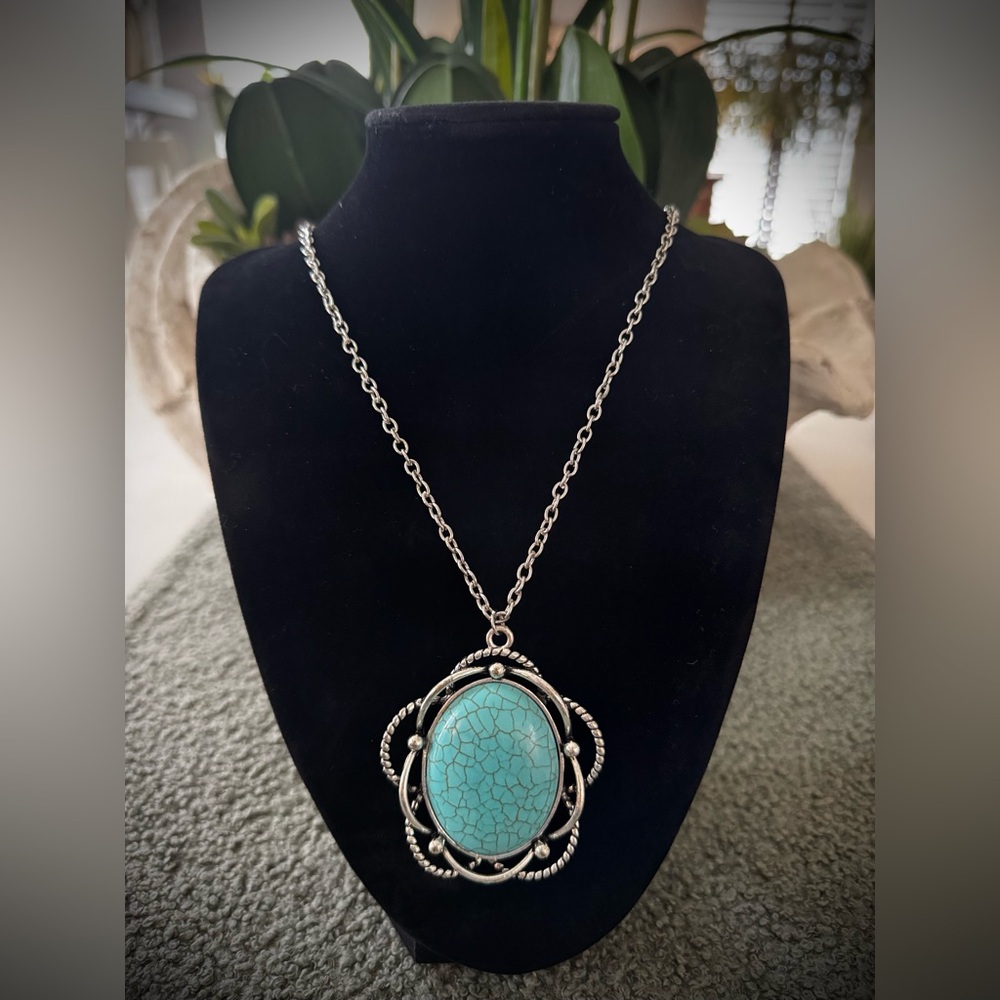 Silver Turquoise Pendant Necklace